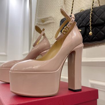 Giày cao gót Valentino siêu cấp màu be cao 15,5cm mũi bo tròn, from chuẩn đẹp