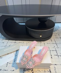 Giày cao gót nữ Manolo Blahnik siêu cấp màu hồng nhạt đính ngọc lấp lánh đế cao 5cm