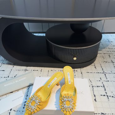 Giày cao gót nữ Manolo Blahnik siêu cấp màu vàng đính ngọc lấp lánh đế cao 5cm