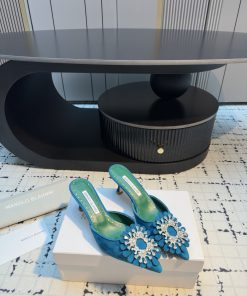 Giày cao gót nữ Manolo Blahnik siêu cấp màu xanh đính ngọc lấp lánh đế cao 5cm