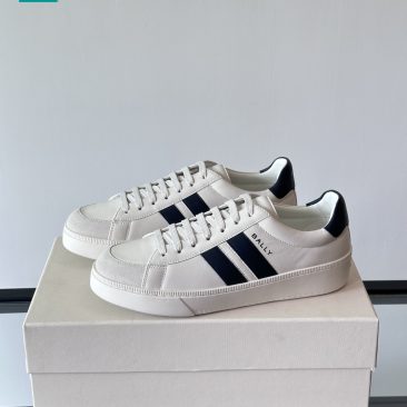 Giày thể thao BALLY màu trắng kẻ đen chất liệu da bê mềm mại phong cách basic