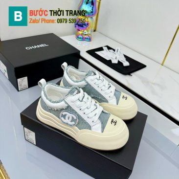 Giày thể thao Chanel màu xanh nhạt, chất liệu vải denim cá tính giày đế cao logo nổi bật