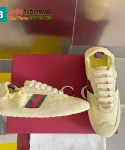 Giày thể thao Gucci Shift màu trắng ngà cao cấp họa tiết vạch xanh đỏ đặc trưng