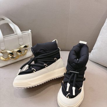 Giày trượt tuyết lông vũ Moncler Altive Mid màu đen