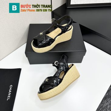 Sandal cao gót Chanel đế xuồng màu đen da sáp dầu bền bỉ logo nổi bật