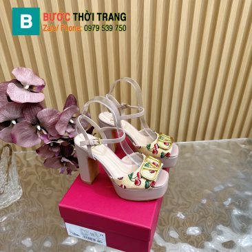 Sandal cao gót VALENTINO màu be quai hoa tinh tế đế vuông chắc chắn rất đẹp