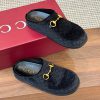Sục Gucci nỉ nhung ấm áp màu đen mềm êm