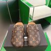 Sục LV màu nâu họa tiết monogram thiết kế sang trọng ấm áp