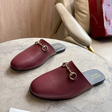Sục Gucci đế bệt cao cấp màu đỏ đô da bò logo in sang trọng