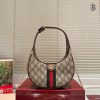 Gucci Marmont Bán Nguyệt size 20cm – Biểu tượng mới của sự thanh lịch!