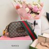 Túi đeo chéo Gucci Tiger Head Camera Bag màu nâu duyên dáng size 24cm