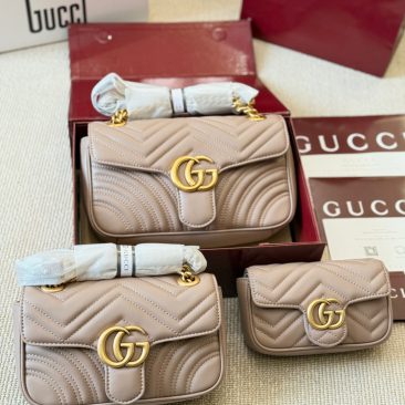 Túi xách Gucci Marmont màu nude da mềm mại có 3 kích thước 16cm, 22cm và 26cm