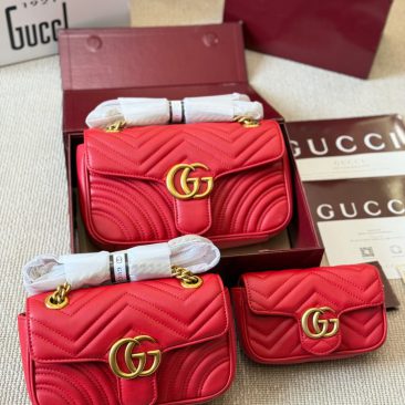 Túi xách Gucci Marmont màu đỏ da mềm mại có 3 kích thước 16cm, 22cm và 26cm