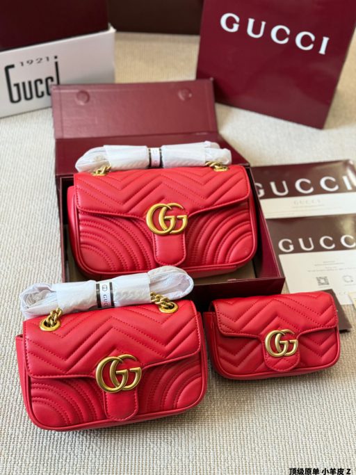 Túi xách Gucci Marmont màu đỏ da mềm mại có 3 kích thước 16cm, 22cm và 26cm