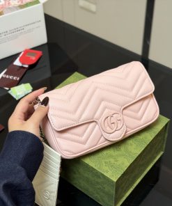 Túi xách Gucci Marmont màu hồng nhỏ đẹp size 21cm