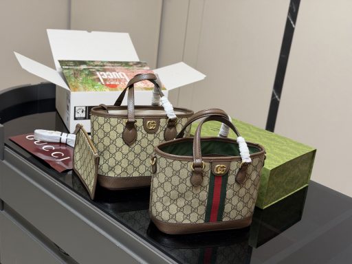 Túi xách Gucci mini tote cực kỳ tiện lợi màu nâu size 22cm