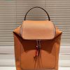 Ba lô LOEWE màu nâu vàng da bò size 38x34x15 cm thiết kế sang trọng năng động có ngăn rộng lớn