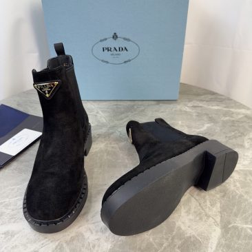 Boot da lộn PRADA cổ chun ngắn cao cấp màu đen sang trọng ấm áp