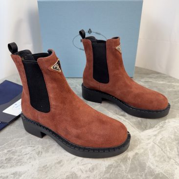 Boot da lộn PRADA cổ chun ngắn cao cấp màu nâu da ngựa sang trọng ấm áp