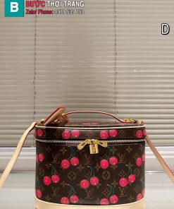 Cốp LV màu nâu cherry size 30x21 cm họa tiết monogram nổi bật có dây đeo chéo