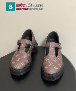 Giày LV Squad Mary Jane màu nâu mũi tròn đế cao 5cm tôn dáng được chế tác từ da bò mịn hạo tiết monogram