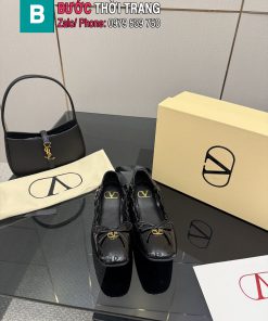 Giày búp bê Valentino màu đen da bò mềm dẻo đế in logo sắc nét
