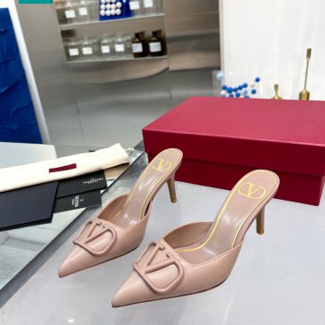 Giày cao gót VALENTINO màu be cao cấp da bò mềm mại đế cao 7,5cm