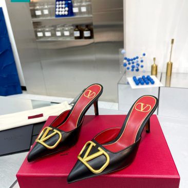 Giày cao gót VALENTINO màu đen cao cấp đế đỏ da bò mềm mại đế cao 7,5cm