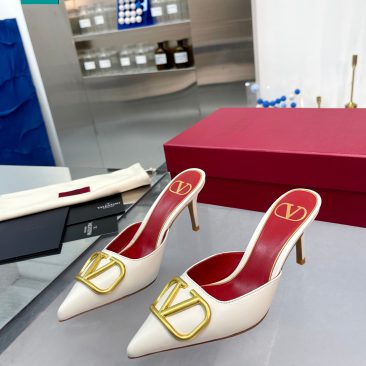 Giày cao gót VALENTINO màu trắng cao cấp đế đỏ da bò mềm mại đế cao 7,5cm