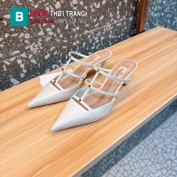 Giày cao gót VALENTINO màu trắng mũi nhọn quai vòng đặc sắc đế cao 6.5cm