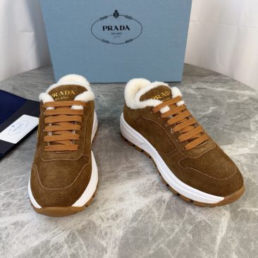 Giày thể thao PRADA nữ màu nâu vàng lót lông mềm ấm đế TPU nguyên bản cao cấp