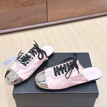 Giày thể thao đế mỏng mũi kim loại Prada màu hồng pastel da bò cao cấp