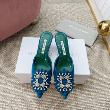 Giày cao gót MANOLO BLAHNlK mũi nhọn màu xanh cao cấp đính ngọc lấp lánh đế cao 5cm