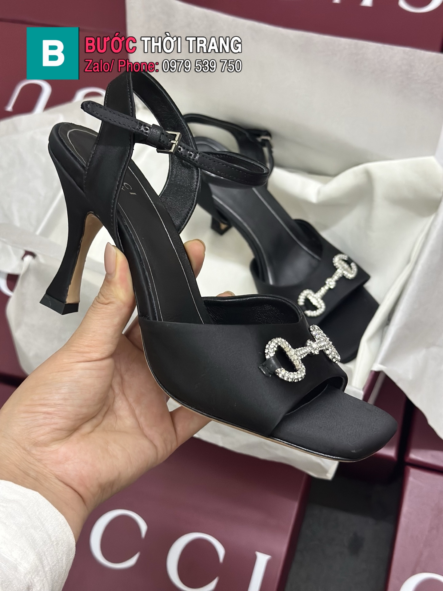 Sandal cao gót GUCCI cao cấp màu đen chế tác từ vải lụa mềm mịn đẳng cấp sang trọng