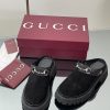 Sục GUCCI quai ngang da lộn màu đen cao cấp đế cao su đàn hồi vượt trội