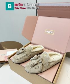 Giày lười MIU*MIU màu be xám lót lông ấm áp họa tiết tua rua thêm sinh động