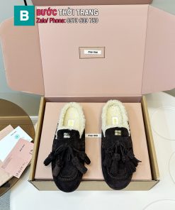 Giày lười MIU*MIU màu đen lót lông ấm áp họa tiết tua rua thêm sinh động