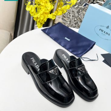 Sục PRADA siêu cấp màu đen da bóng phong cách basic