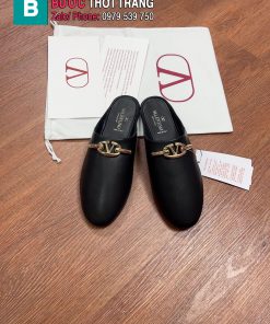Sục VALENTINO cao cấp màu đen da bò mềm mại phong cách basic