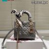Túi xách đeo chéo Dior*lady màu ghi size 17 cm tag vàng bắt mắt, túi ô trám