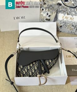 Túi xách Dior saddle màu xanh đen size 25x20 cm nắp da đen tag bạc sang trọng