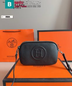 Túi xách HM màu đen da mềm nhỏ xinh size 18x5x12 cm