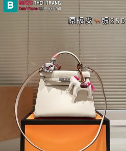 Túi xách đeo chéo Hermes kelly size 25cm màu trắng ngà da swift mềm mịn khóa vàng nổi bật