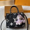 Túi xách LV onthego màu đen size 25 cm kèm gấu bông xinh xắn