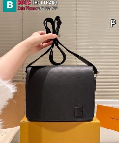 Túi xách nam LV màu đen size 25x21 cm dây đeo chéo cực đẹp bền bỉ