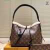 Túi xách đeo chéo Lv Caryall màu nâu size 30x20 cm họa tiết monogram nổi bật miệng túi lót lông ấm áp
