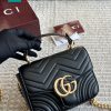 Túi xách đeo chéo GUCCI Marmont màu đen tag vàng size 17x14 cm kiểu dáng hiện đaị