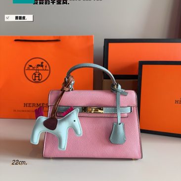 Túi xách đeo chéo HM nhiều màu size 22 cm da togo bền bỉ tag vàng sang trọng