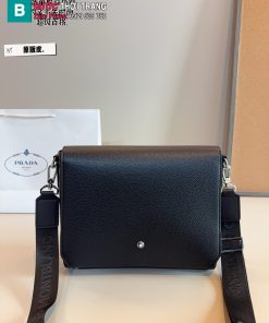 Túi xách đeo chéo MONTBLANC màu đen nam tính size: 28×10×23cm có nhiều ngăn đựng đồ