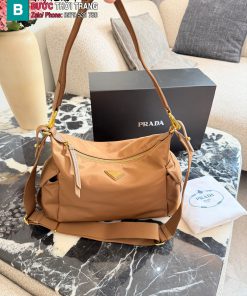 Túi xách đeo chéo PRADA màu nâu sang trọng size 30 cm ngăn lớn rộng rãi phong cách năng động